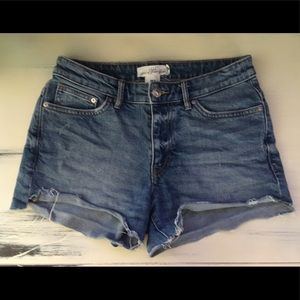 Denim Raw Edge Shorts